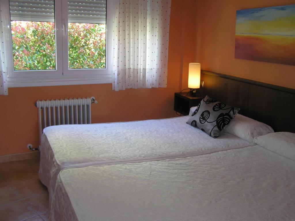 Hotel Entrevines Colunga Δωμάτιο φωτογραφία